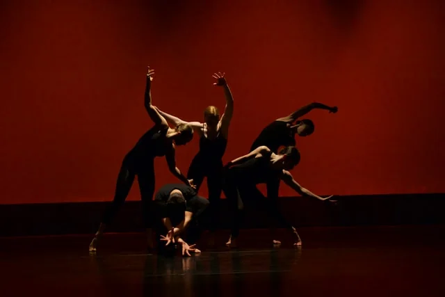 Contemporary dance classes in Southampton