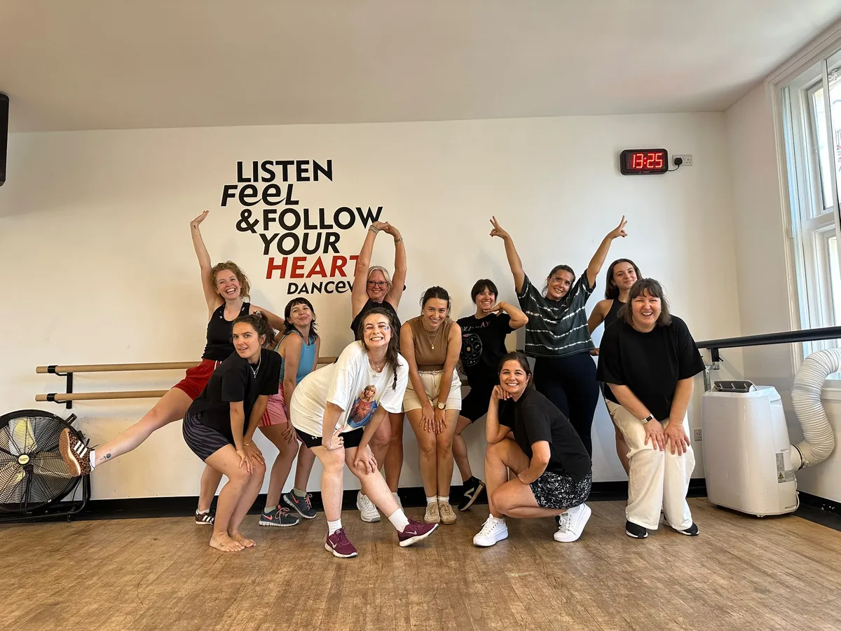 Taylor Swift hen party dance class theme